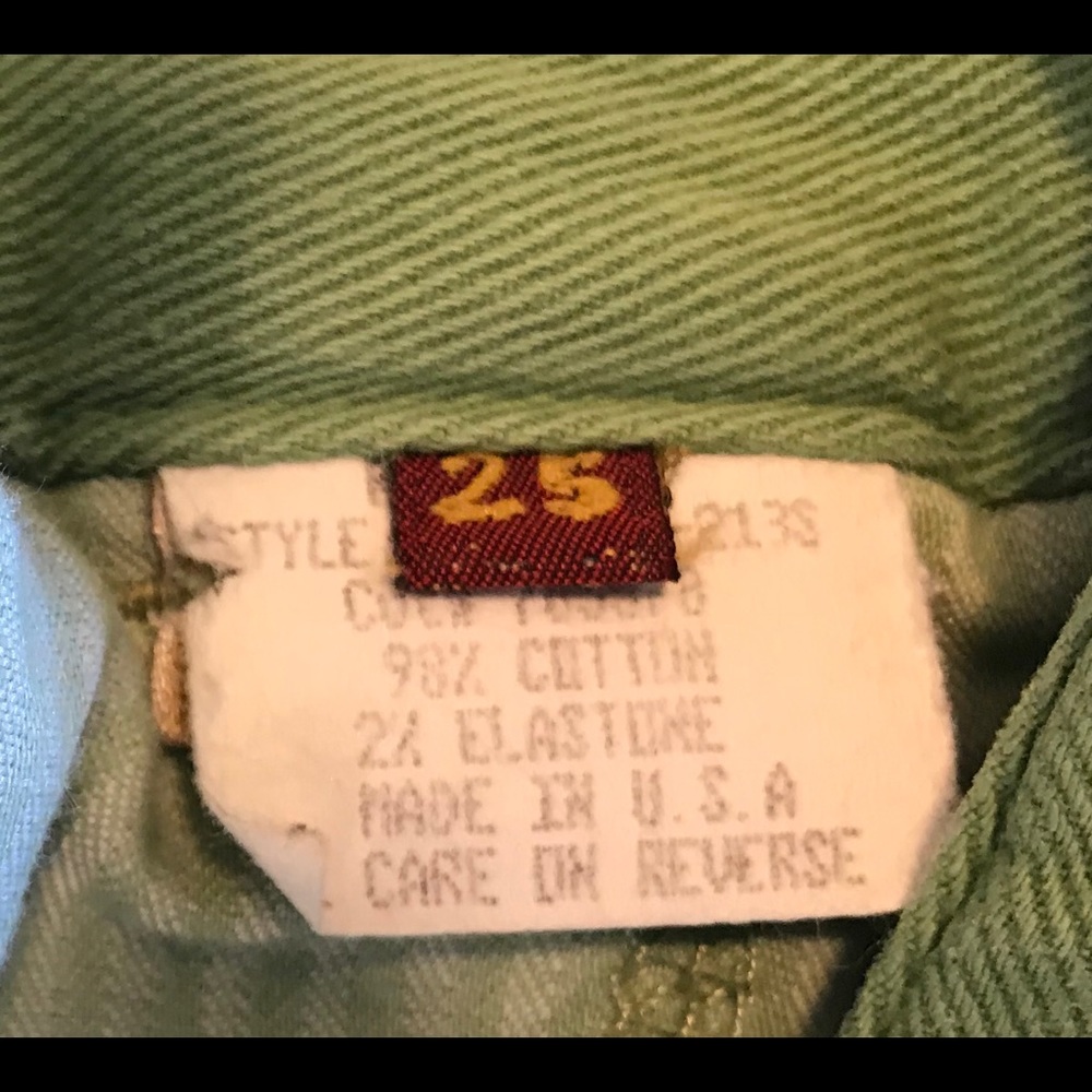 Shorts - Picture 4 of 4